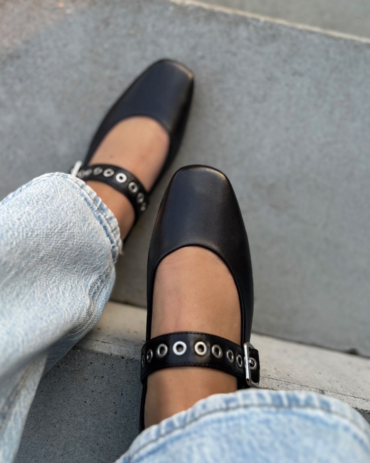 Content Feed 2416110810 1