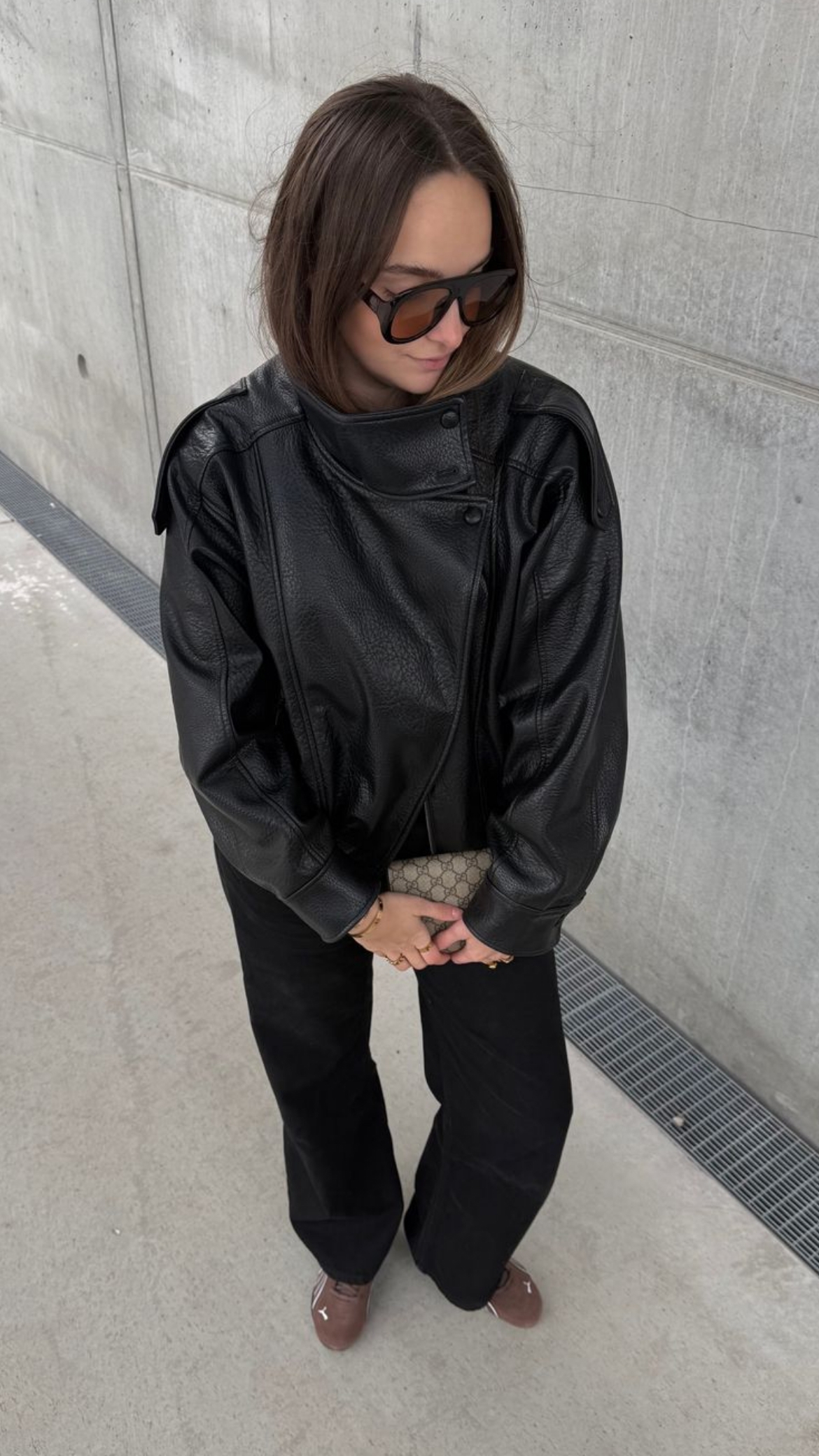 Content Feed Influencer 7646113932 3